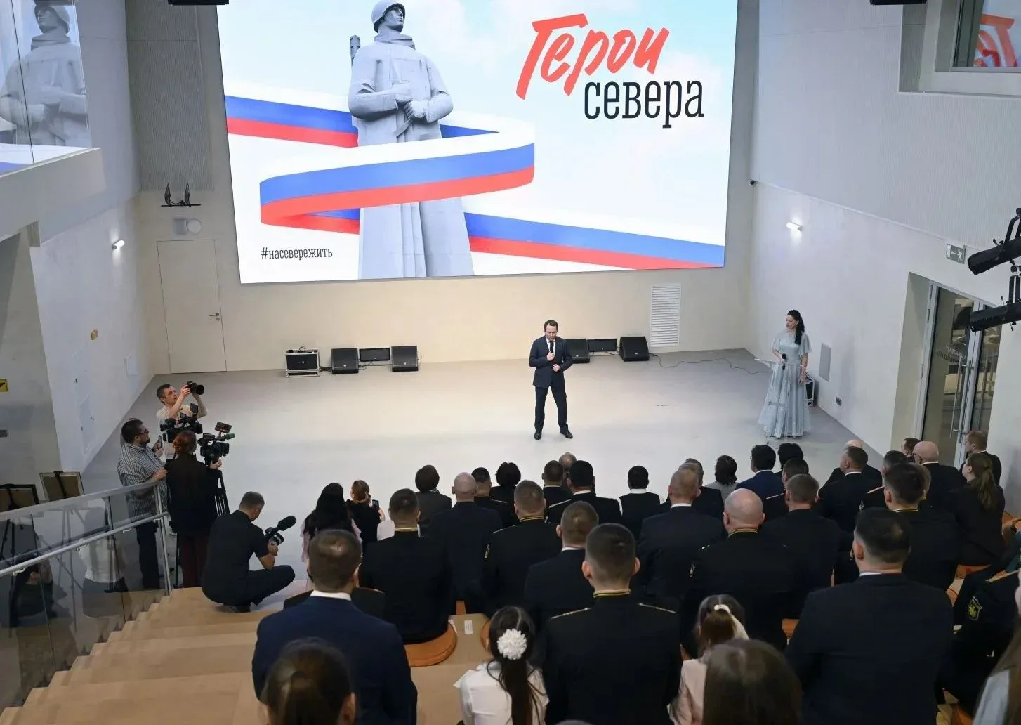 Владимир Евменьков:  Сегодня наши Герои Севера защитили дипломы! Искренне поздравляю североморцев Ан
