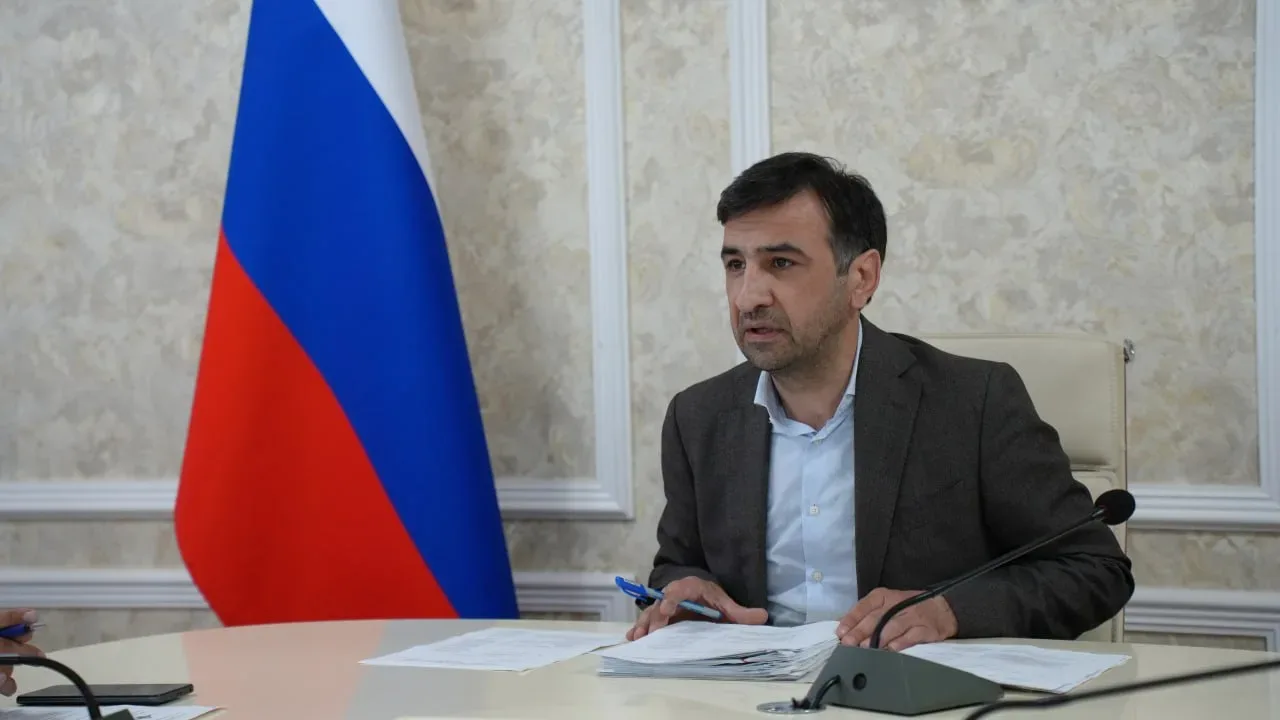 В Хасавюрте обсудили вопросы безопасности дорожного движения  ❎21 мая в конференц-зале мэрии Хасавюр