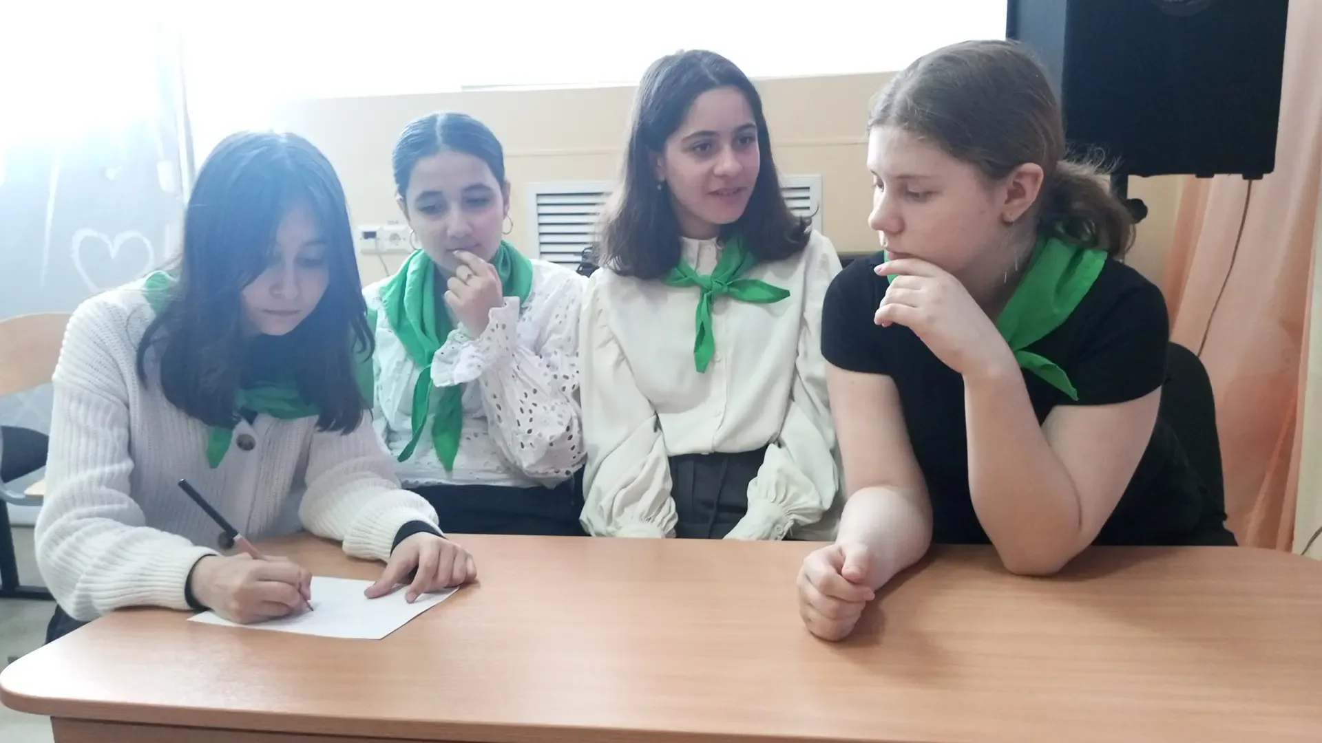 🌍В рамках деятельности Движения Первых участвуем во всероссийской акции «Вместе в будущее». 📚19 мая 