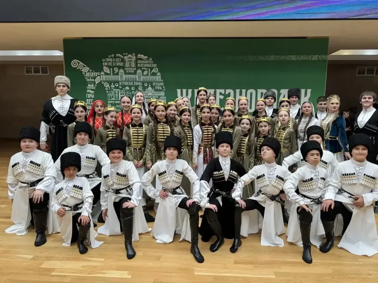 «Ансар» покоряет «Атмосферу»! 🏔️🔥  В субботу в Железноводске состоялся Всероссийский фестиваль-конку
