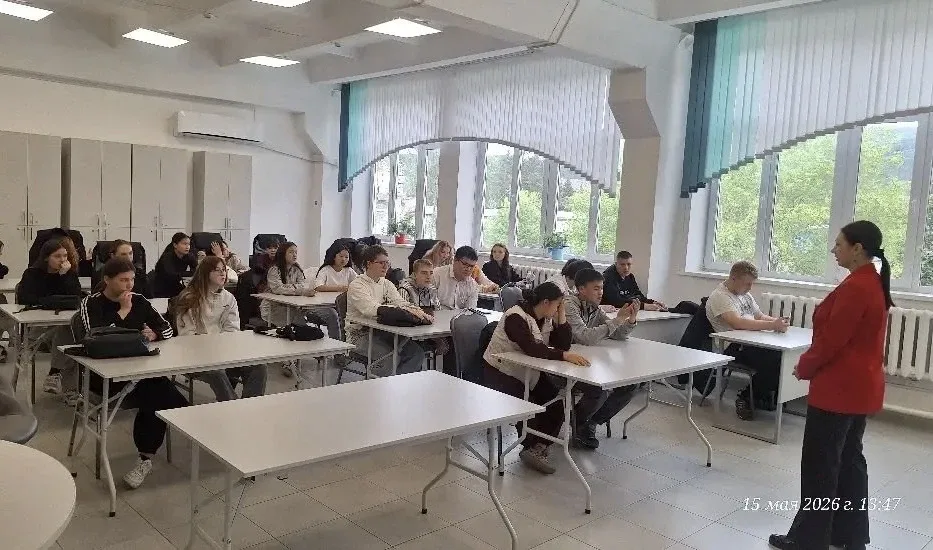 В рамках профилактики финансовой и психологической безопасности для групп  3285, 3365 и 3185Б прошло