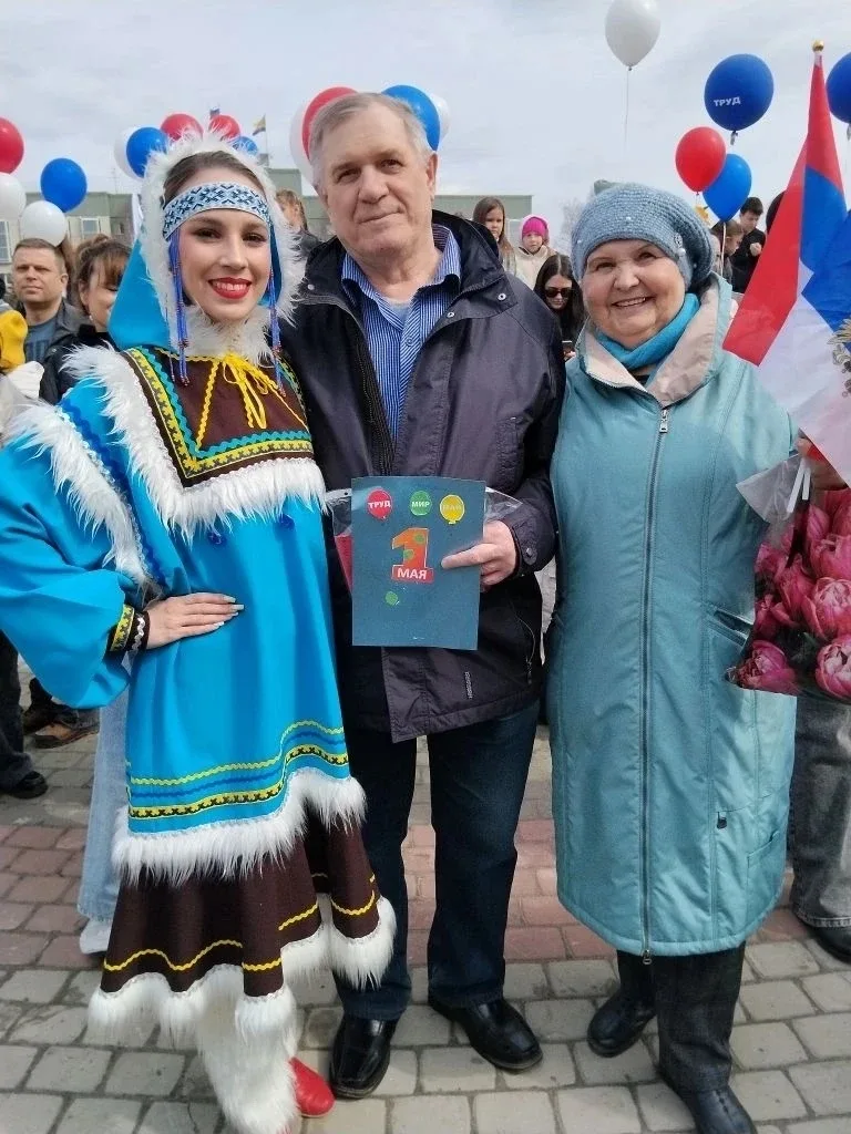 ✨ Праздник весны и труда в Сургуте: наши ученики поздравили ветеранов! 🌷   1 мая, в День весны и тру