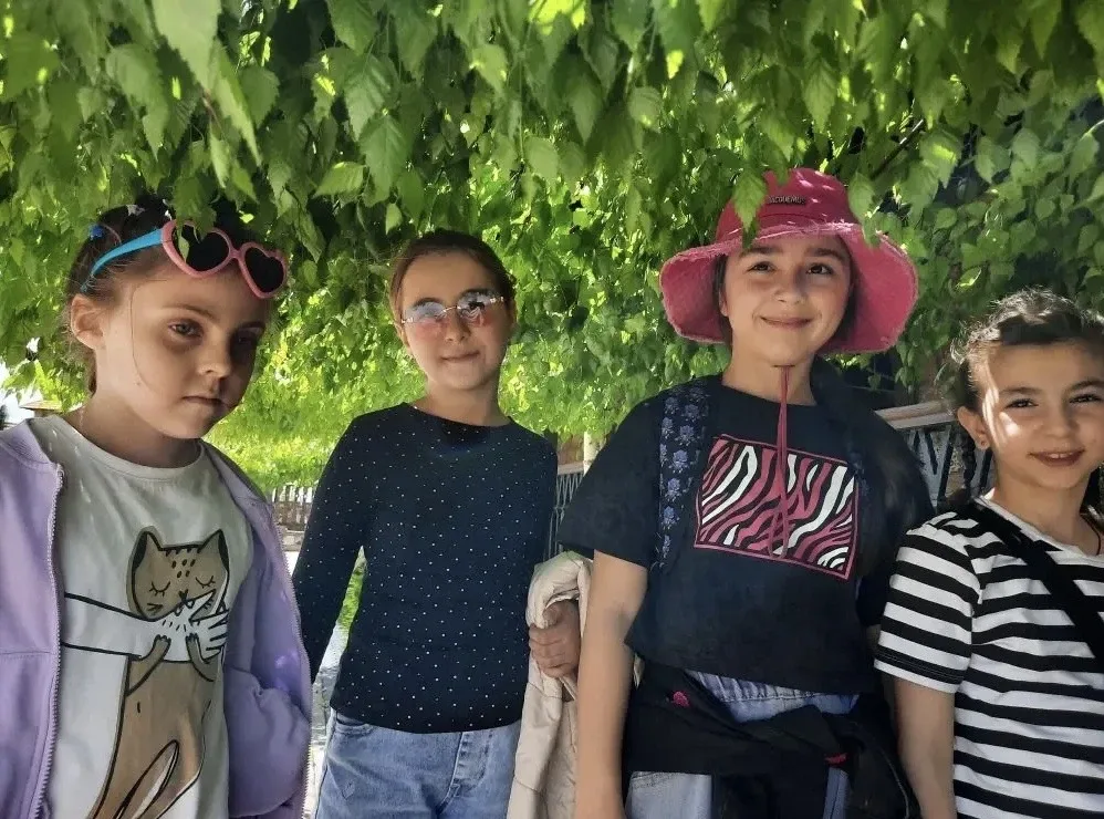 👋Провожаем последнюю учебную четверть весело!   🎡20 мая обучающиеся 2в класса с классным руководител