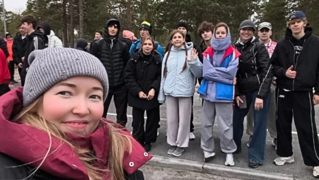 🥇 Обучающиеся нашей школы приняли участие в легкоатлетической эстафете, посвященной Дню Победы и зан