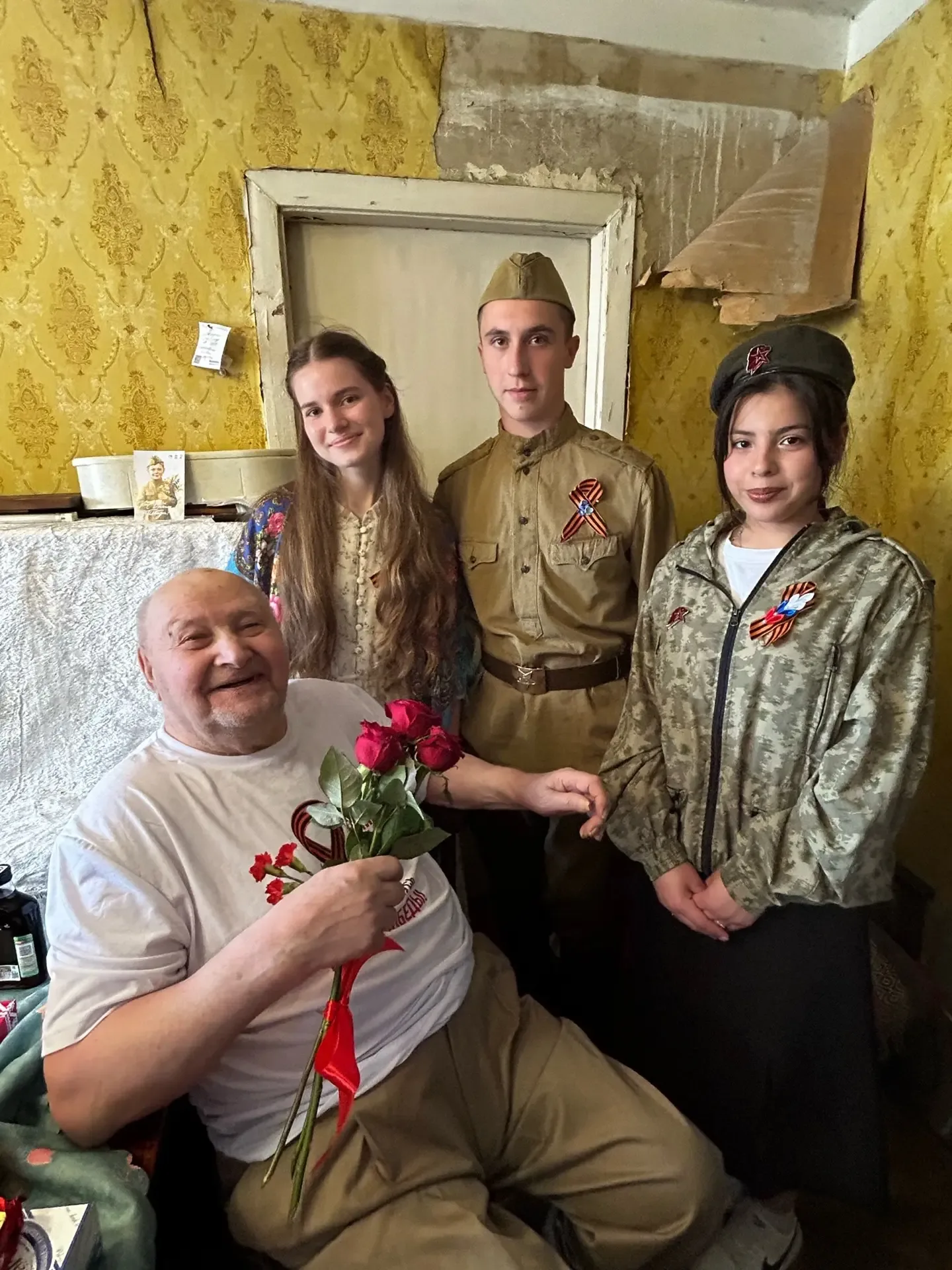 С праздником, ветеран! 🎆   Студенты ГБПОУ ВО «БТПИТ» организовали концерт в честь ветеранов Великой 