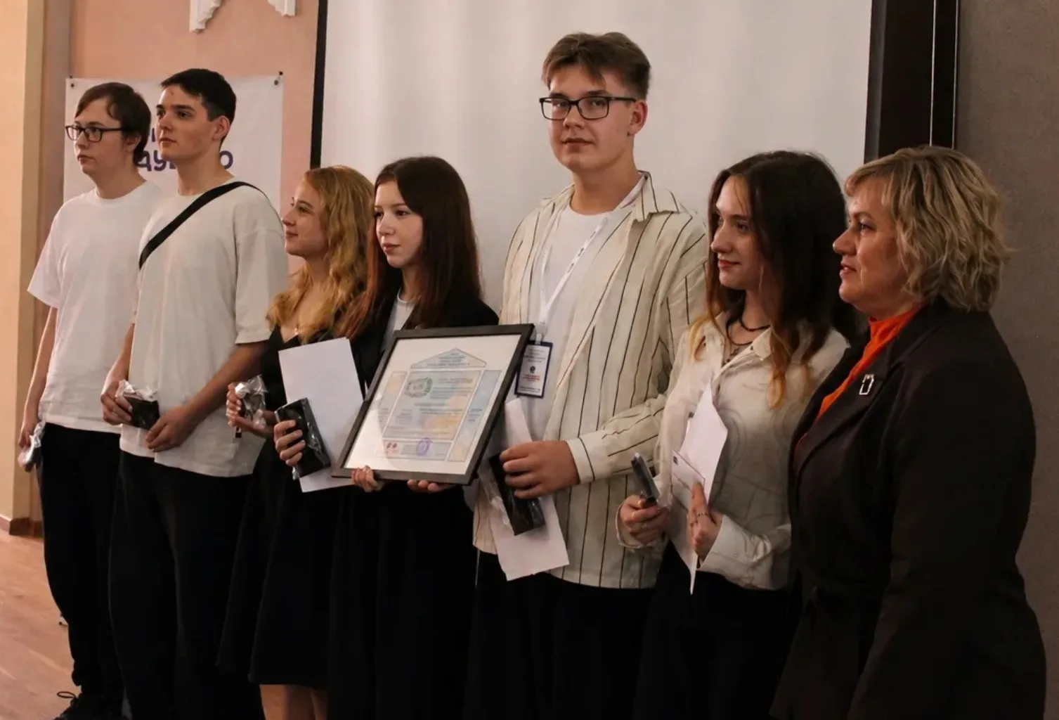 🎉 Отчёт проектных команд ПОО г. Борисоглебска в рамках «ПРОФИманиИ» — уже история! 🎉    Друзья, 15 м