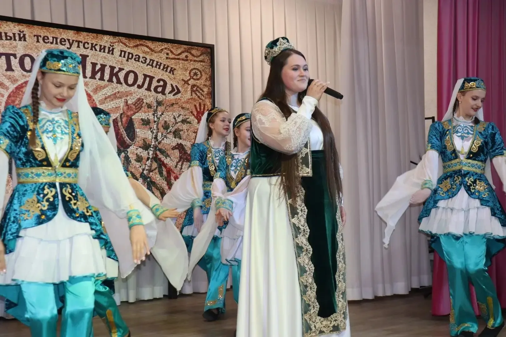Объединяющая сила народных традиций  В этнокультурном центре "Заречное" прошёл праздник телеутского 
