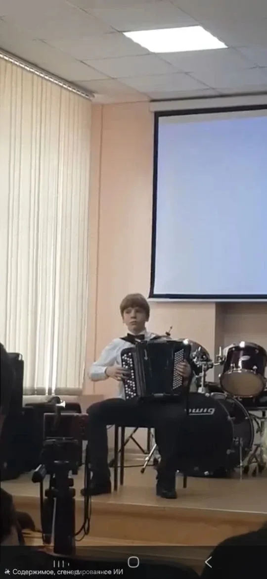 🌐УЧИТЕЛЯМИ СЛАВИТСЯ РОССИЯ! УЧЕНИКИ ПРИНОСЯТ СЛАВУ ЕЙ!   ⭐Лугачев Максим,  ученик 7А Класса стал уча