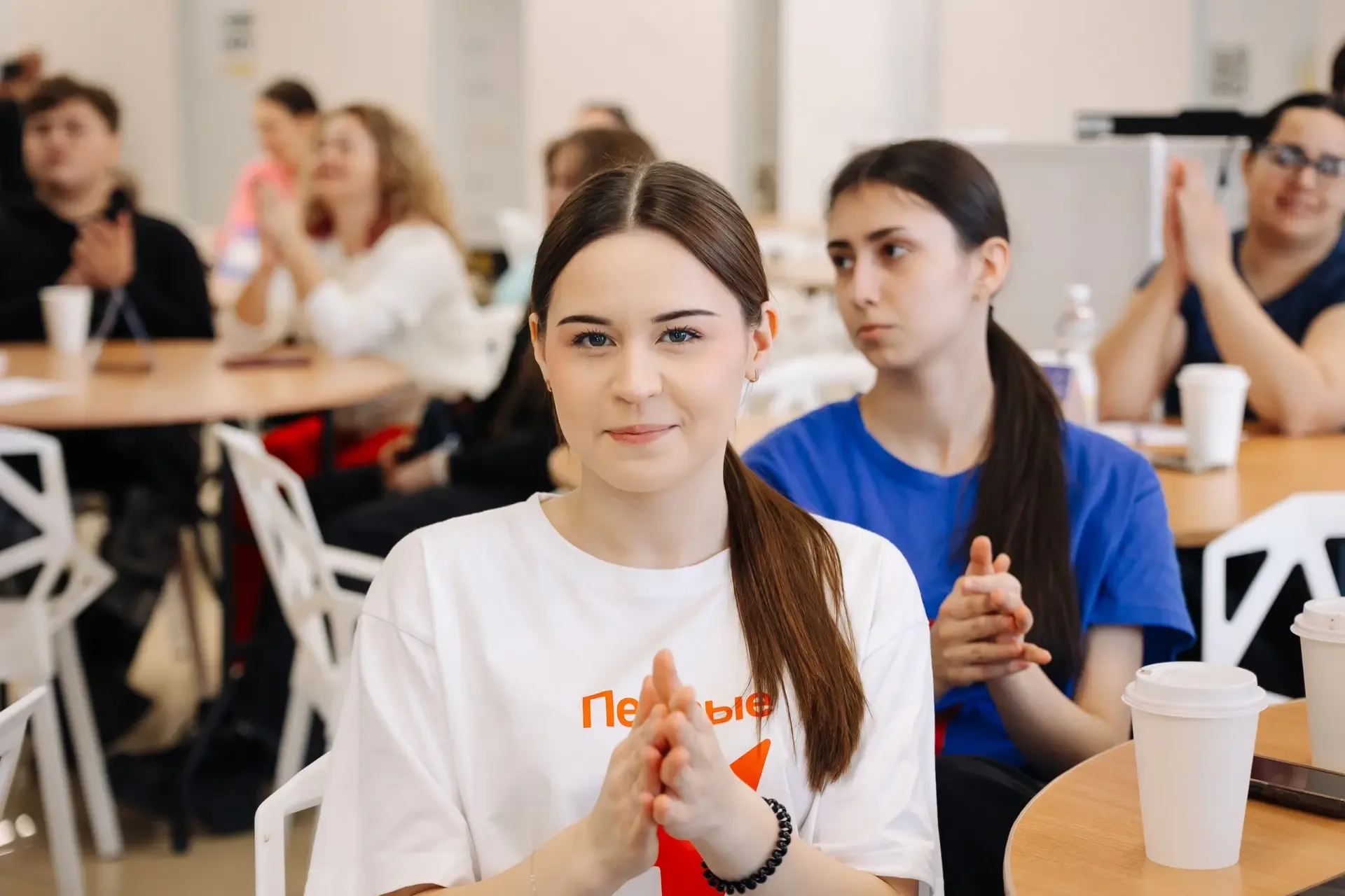 🎉 Дорогие друзья, учителя, родители и, конечно, ученики! Сегодня, 19 мая, мы отмечаем День детских о
