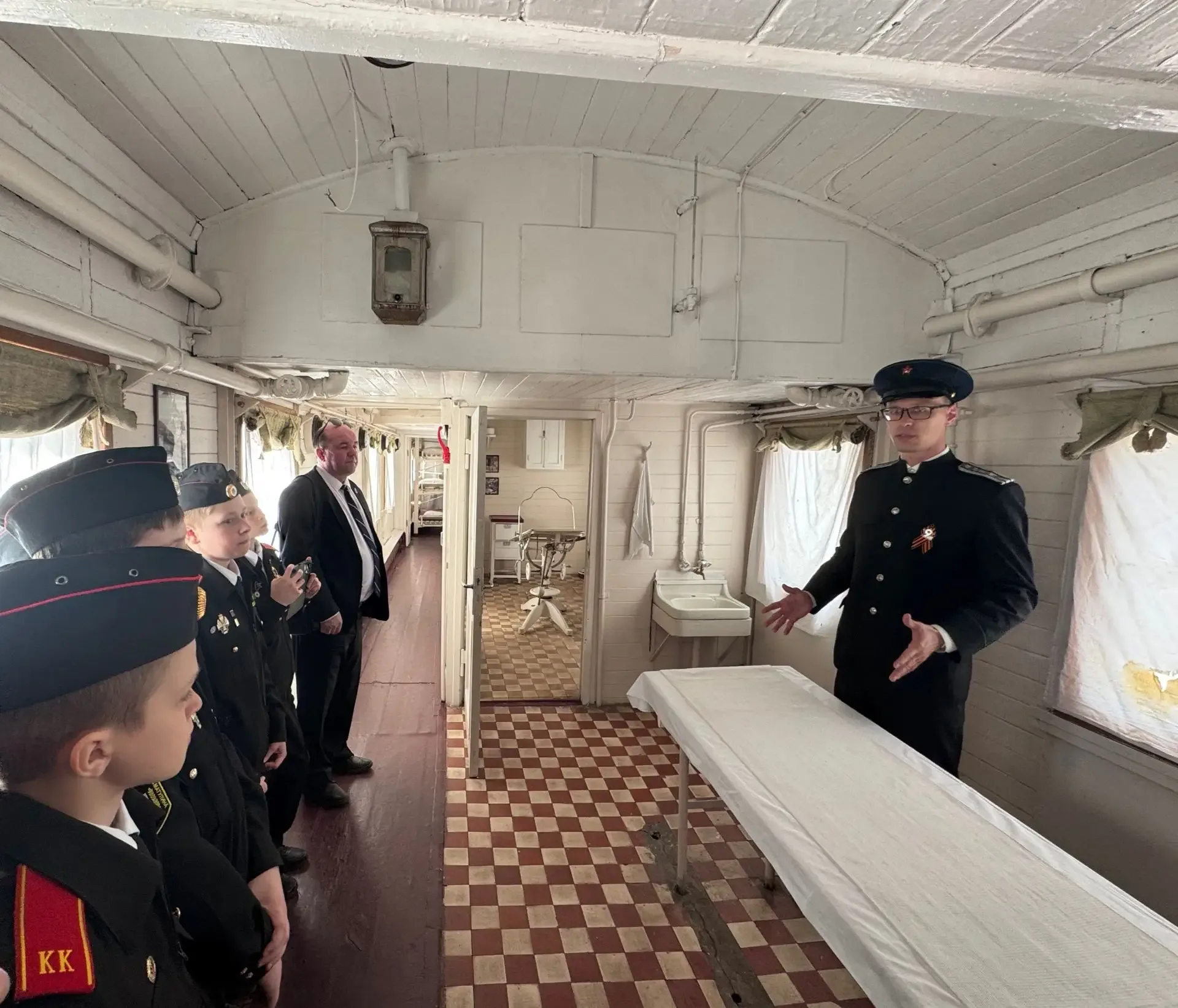 Кадеты лицея имени генерал‑майора Хисматулина В. И. посетили «Эшелон Победы»  18 мая кадеты 5‑х клас