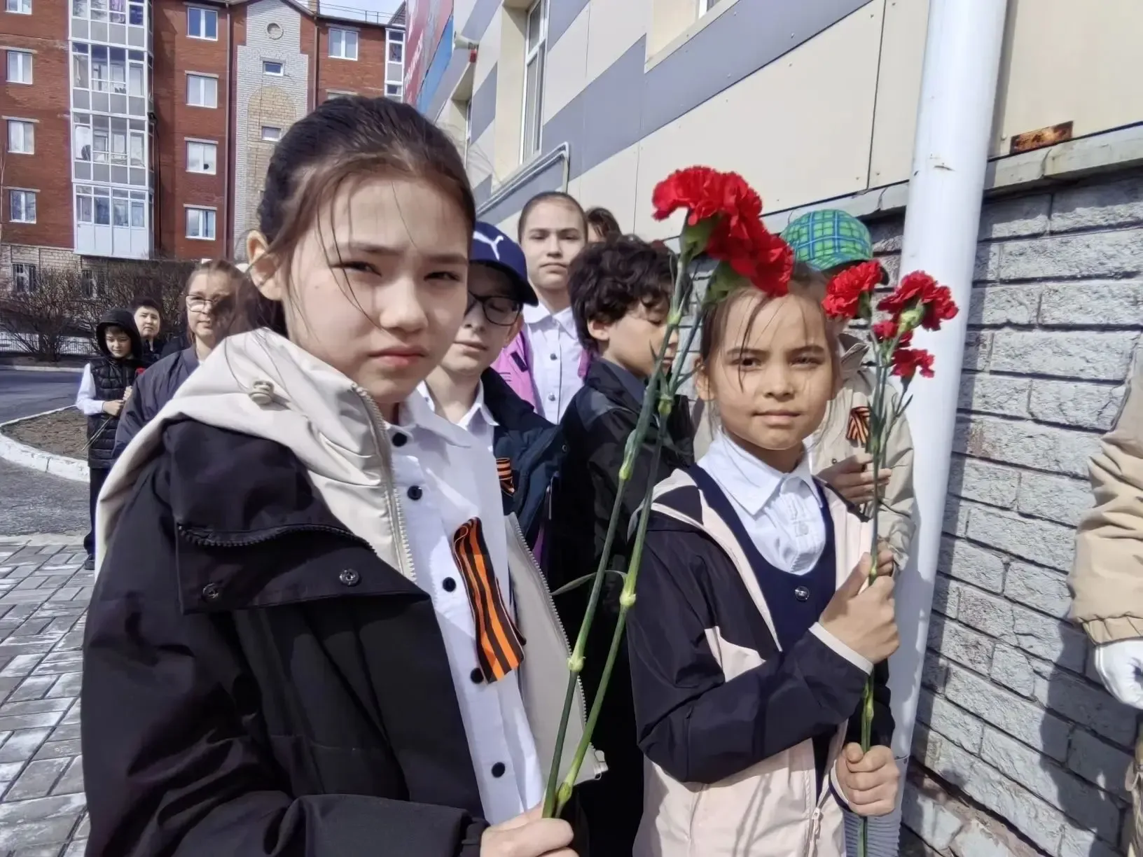 9 Мая — главная дата нашей истории.  Пока мы помним прошлое — у нас есть будущее. Наша школа имени Г