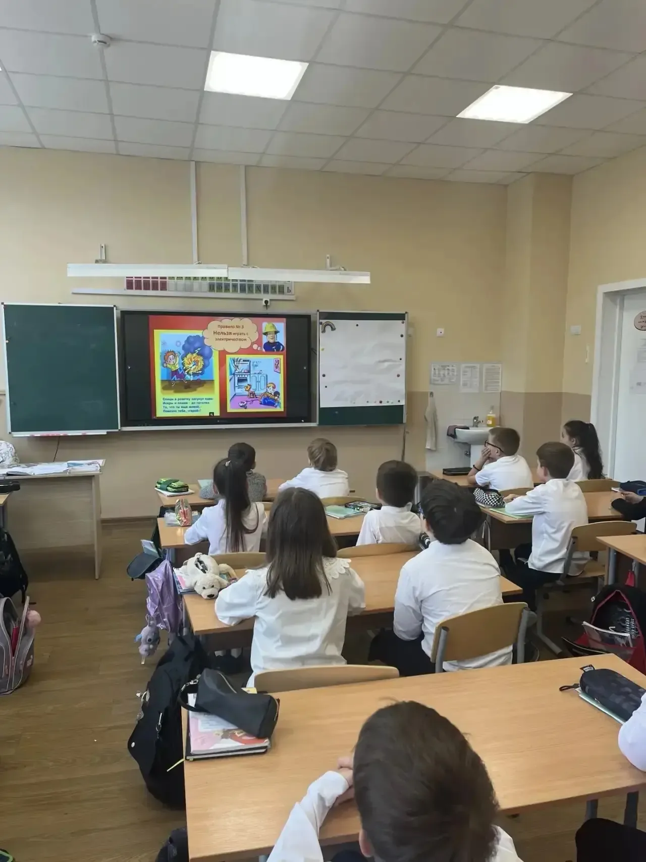 📌Безопасность начинается с малого: «Минутки пожарной безопасности» в школе   📌Сегодня в школе прошли