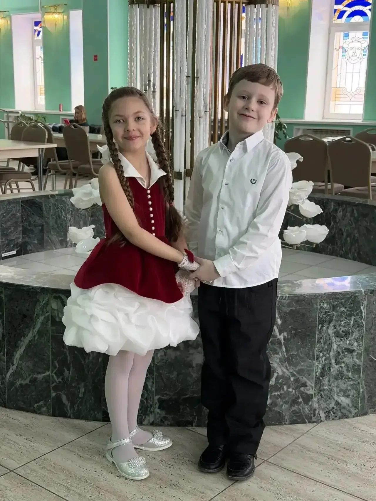 В Сургутском музыкальном колледже прошел конкурс «Новые голоса». Воспитанница 0А класса гимназии «Ла