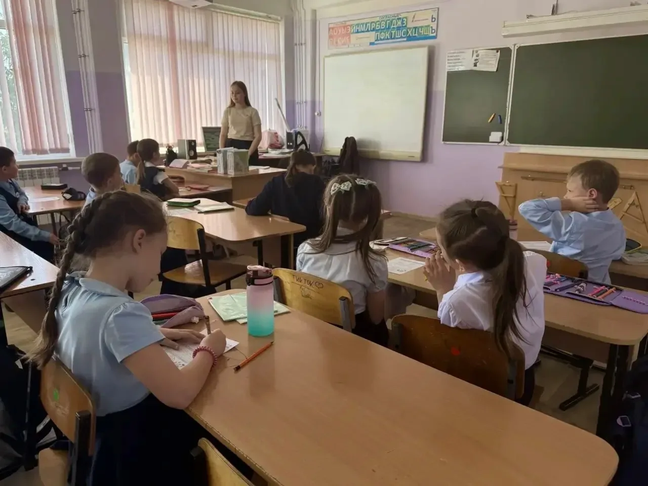 Школа с.Засечное: Разговоры о важном «Ценности, которые нас объединяют» В школе  с. Засечное состоял