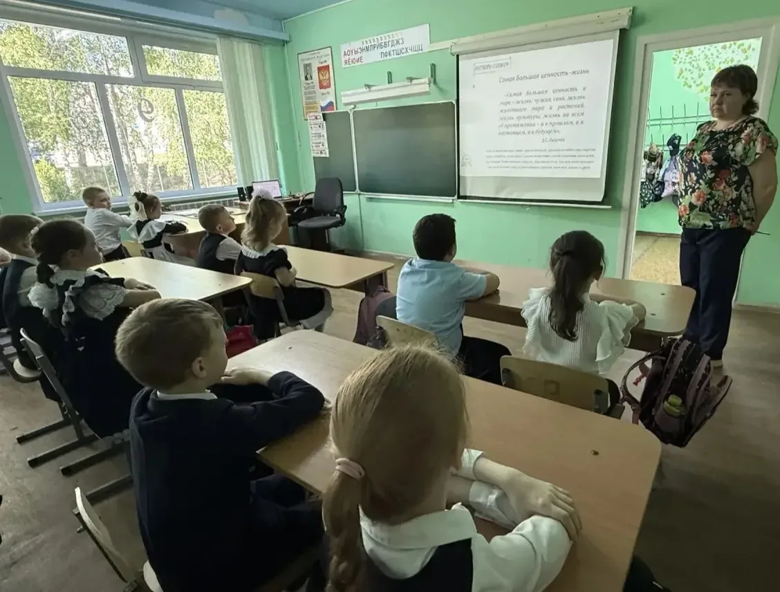 Школа с.Засечное: Разговоры о важном «Ценности, которые нас объединяют» В школе  с. Засечное состоял