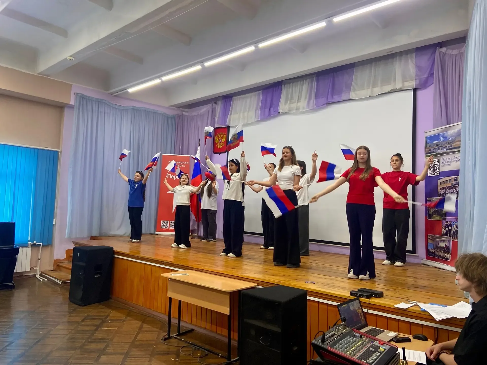 Школа с.Засечное: «Прощание с первым классом» В МОБУ СОШ села Засечное прошло традиционное мероприят