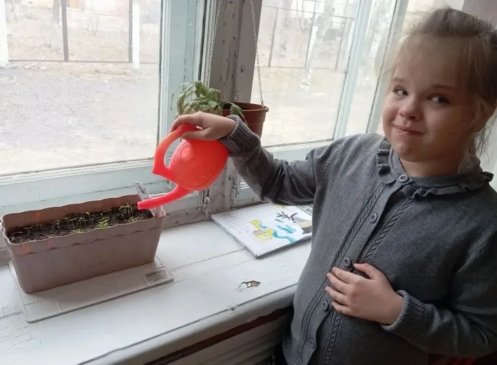 🌱 Наш помощник — огород! 🌱  Ребята 2 «В» класса уже вовсю готовятся к новому огородному сезону!  Мы 