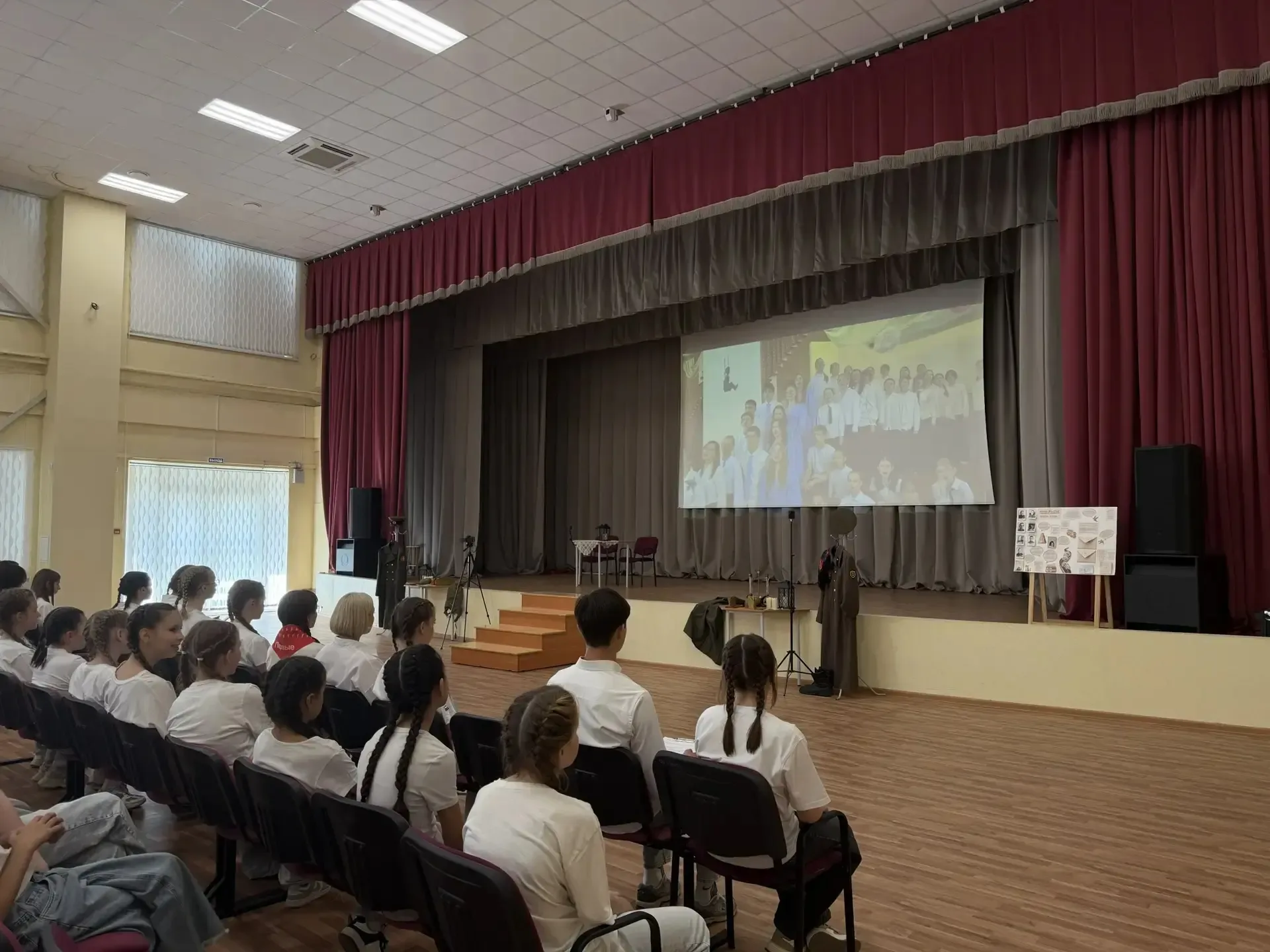 🎉 Слет школьных советов: вместе мы — сила! 💪  В нашей школе состоялось грандиозное событие — первый 