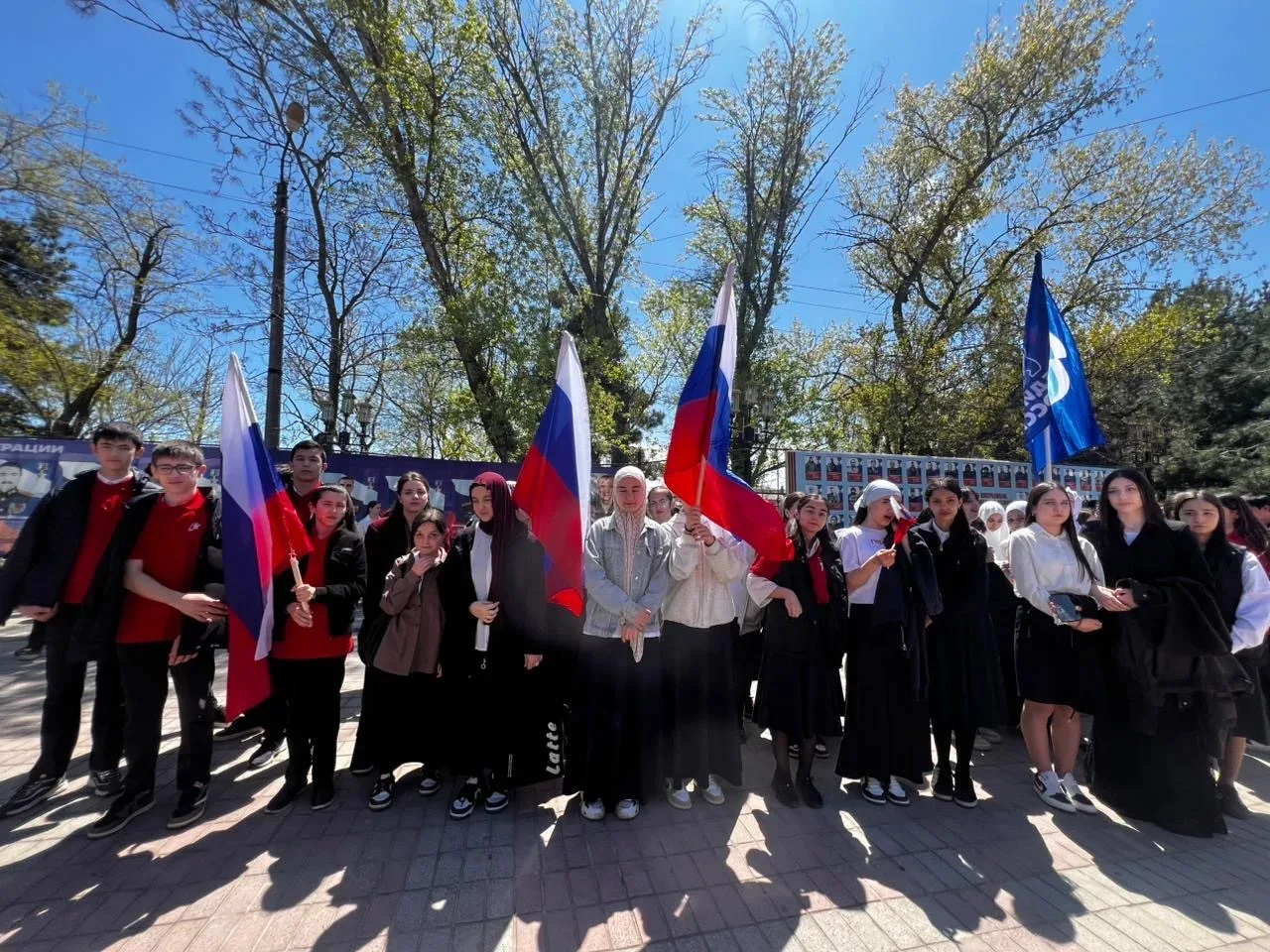 🇷🇺30 апреля учащиеся 9 «Г» и 9 «А» ,юнармейцы и активисты школы приняли участие в  масштабном XI Меж