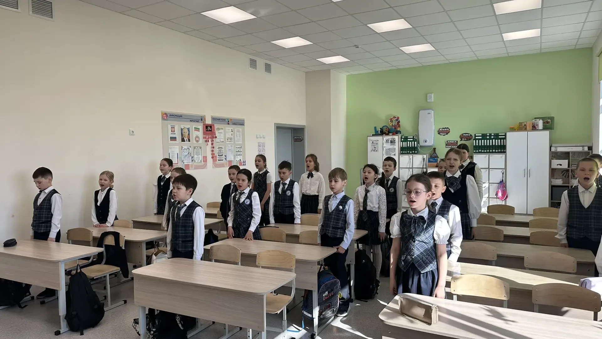 📌 2Б. Разговоры о важном: «Песни Победы»  Сегодня на уроке мы говорили о том, зачем на войне нужны б