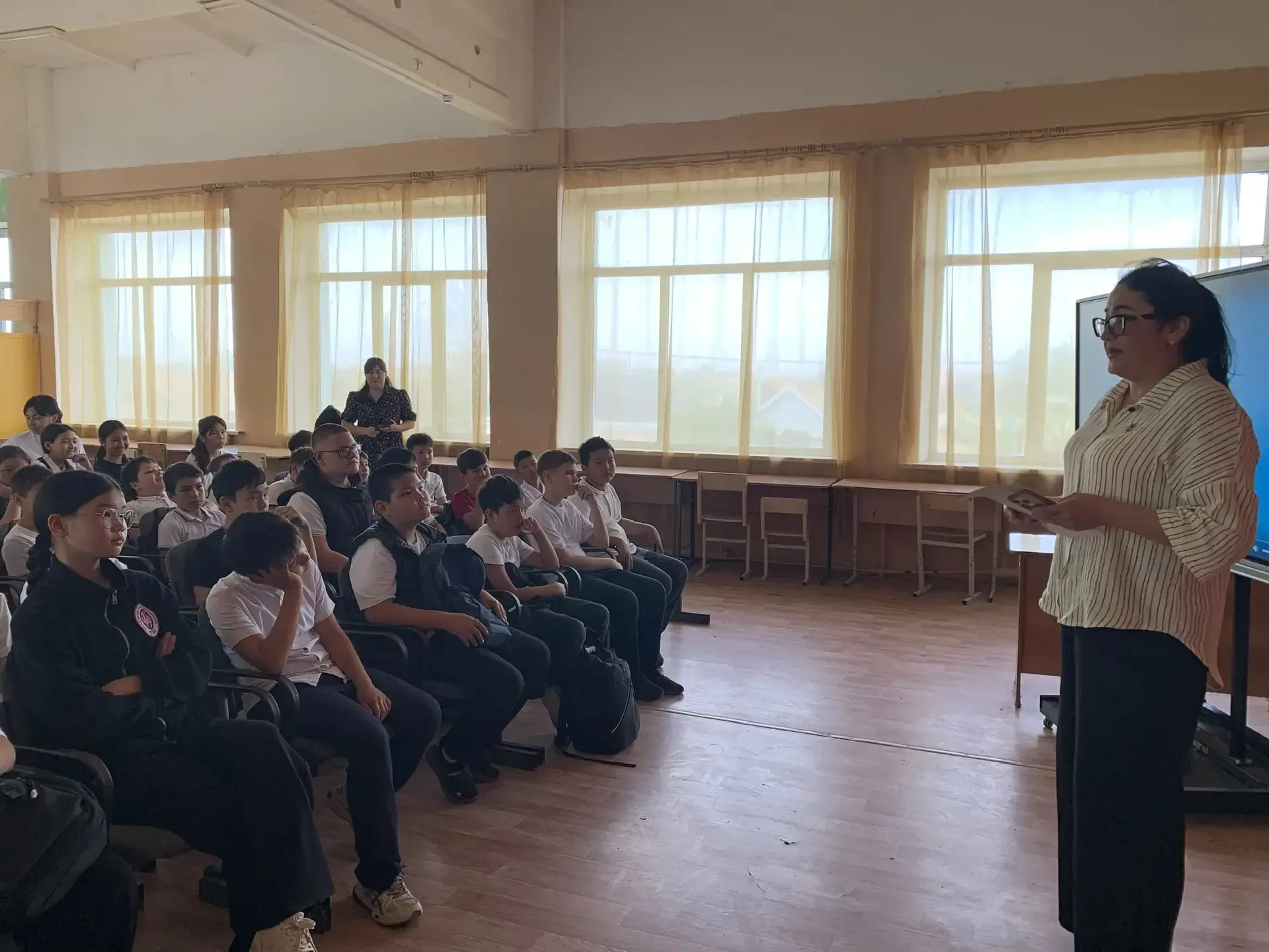 🛡 Кибербезопасность начинается с нас: в 5–7 классах прошел «Цифровой ликбез»  Сегодня в нашей школе 