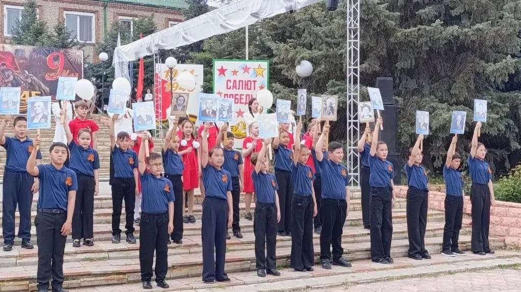 «Мы — часть большого праздника»: как Володарская СОШ №2 встретила 9 Мая  Сегодня, 9 мая, наши ученик