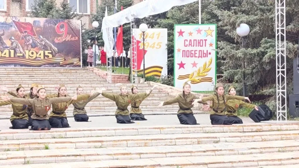 «Мы — часть большого праздника»: как Володарская СОШ №2 встретила 9 Мая  Сегодня, 9 мая, наши ученик