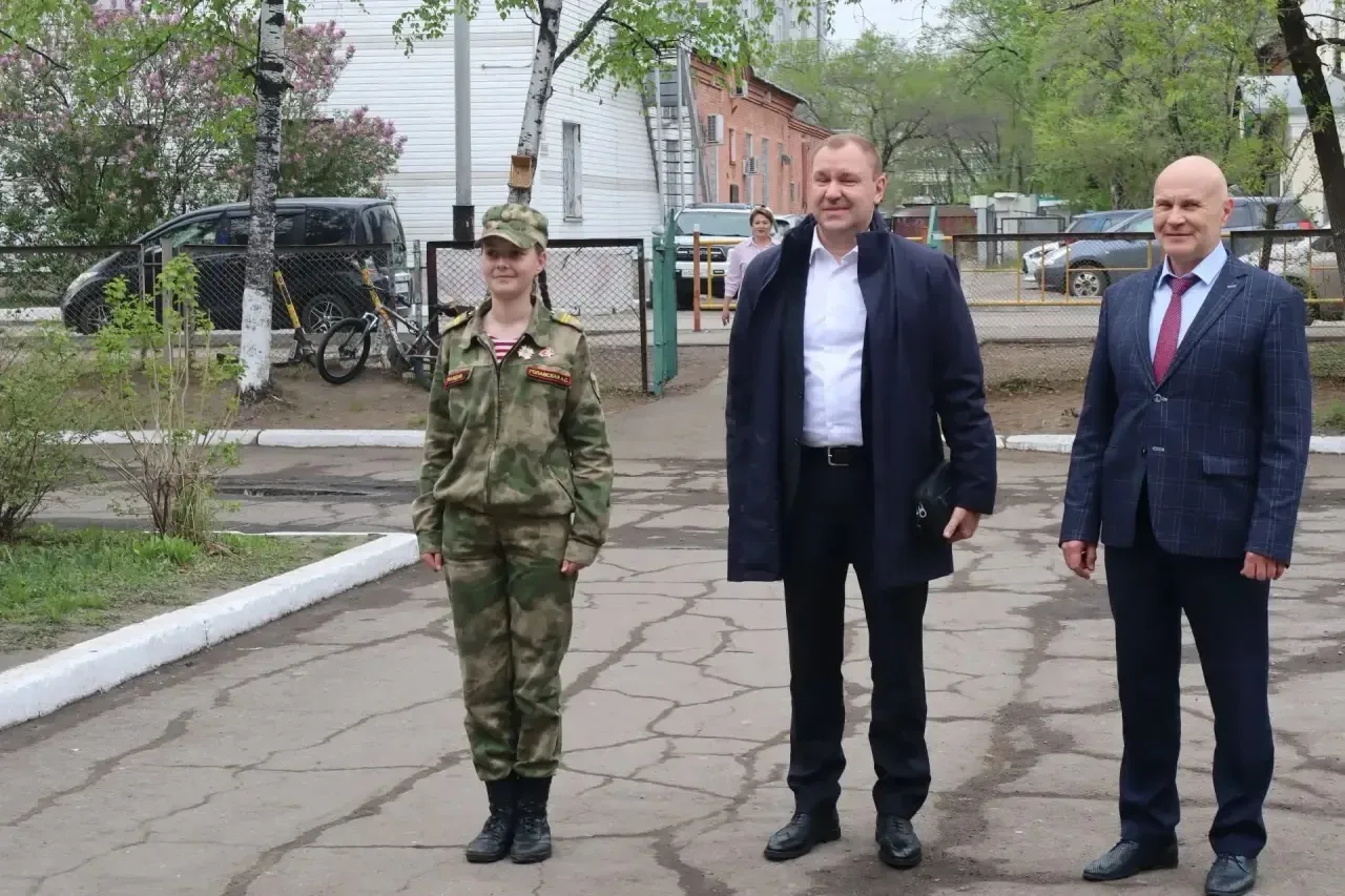 Честь быть рядом: Герой России в Хабаровске 🇷🇺  В Хабаровске в рамках проекта «Время Героев» находит