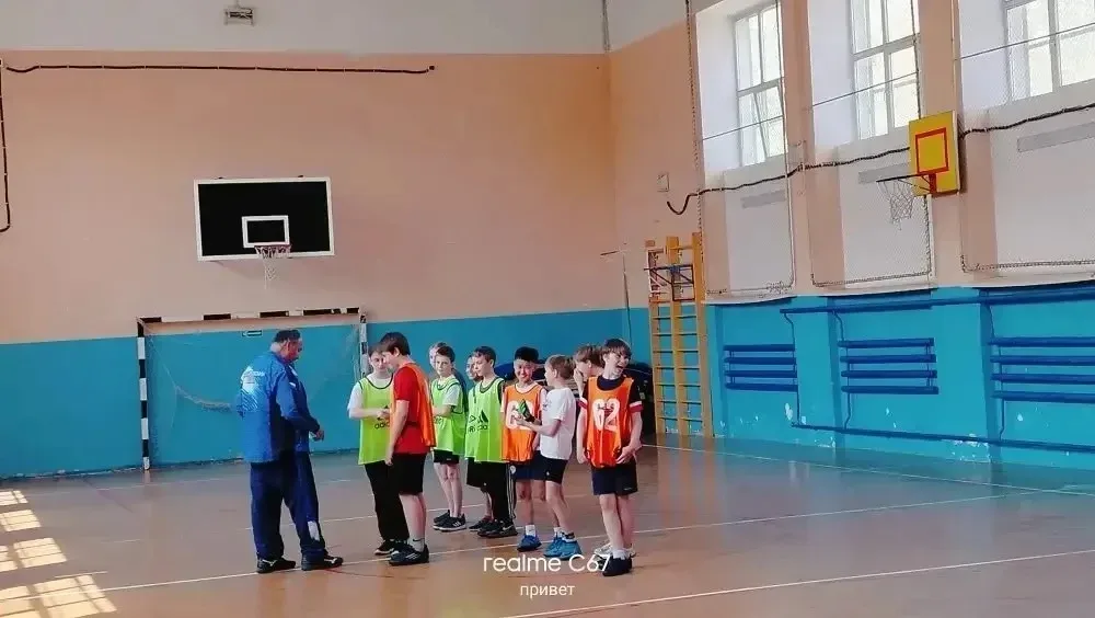 Сегодня в нашей школе проводился турнир по футболу в рамках Президентских спортивных игр среди мальч