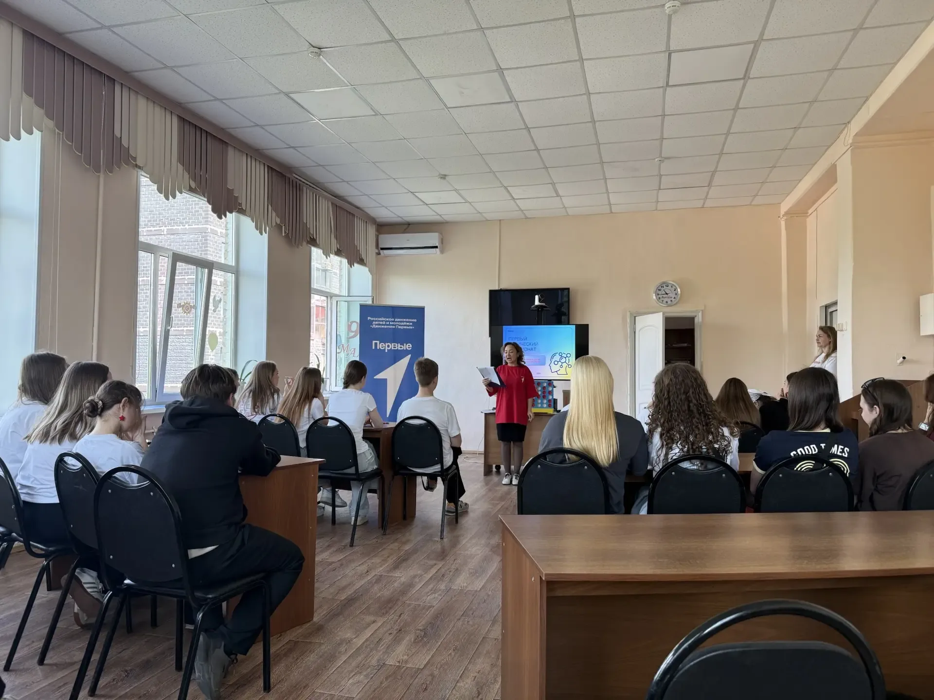 Покоряем логический чемпионат! 🧠💥  Команда школы «Мозг в кубе» приняла участие в муниципальном этапе