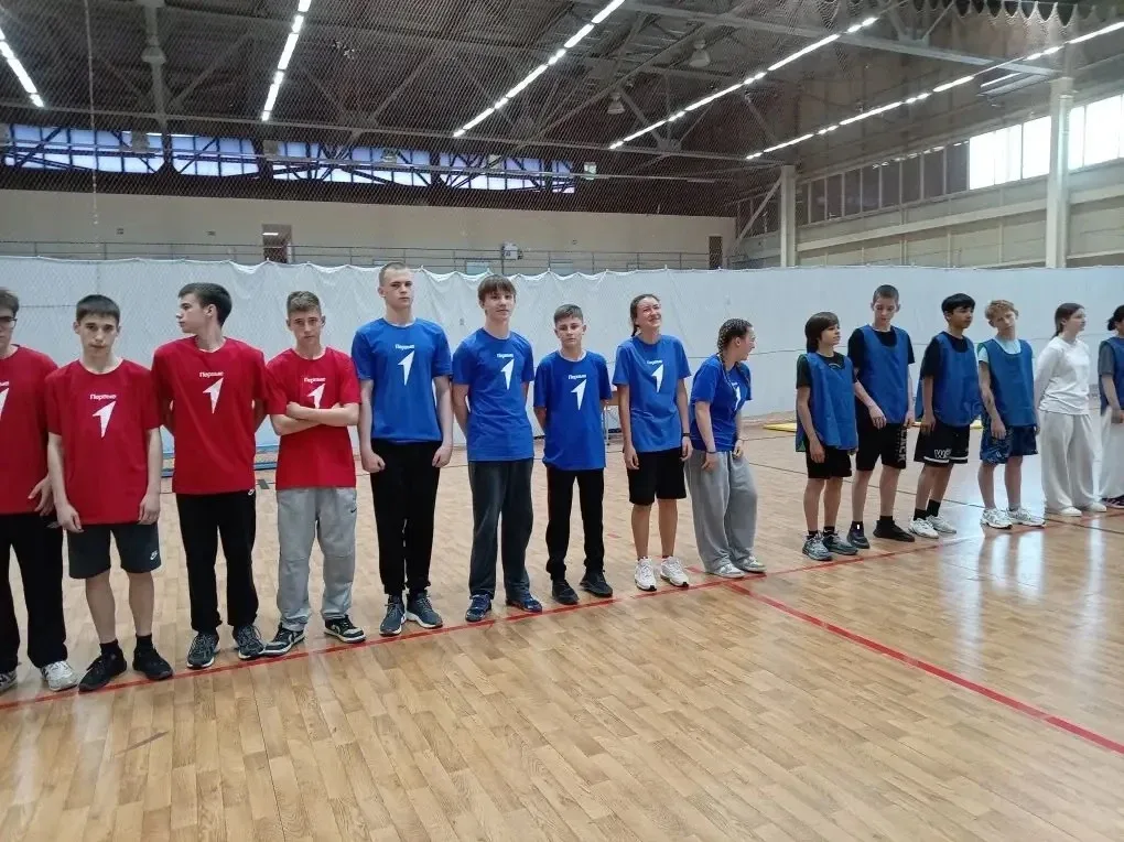 Гордимся нашими спортсменами🏆💪  15 и 21 мая команды «БОМБА - 17» нашей школы выступили на муниципаль