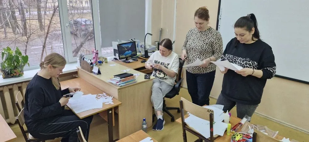 🎖️ В нашей школе прошла Всероссийская акция «Окна Победы»   🎖️В преддверии Дня Победы наша школа при