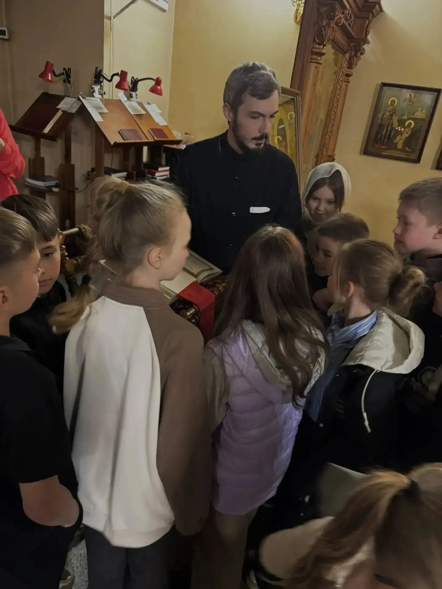Очередное событие у учащихся 3 "А" класса, связано с духовностью. Посещение храма "Серафима Саровско
