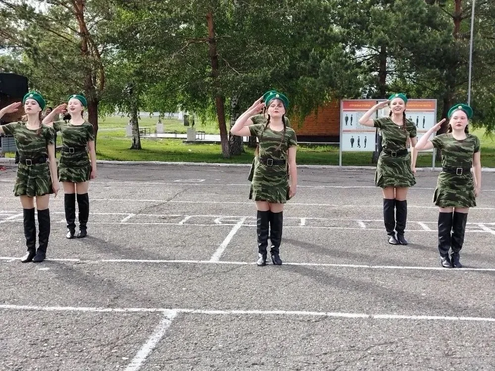 18 и 21 мая творческий коллектив МБУ «Центр культуры» МО «Майминский район» с концертной программой 