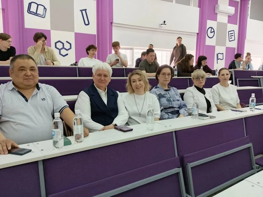 🧮💻 Математика и информатика: курс на качество образования  В Ханты-Мансийске прошла XIV региональная