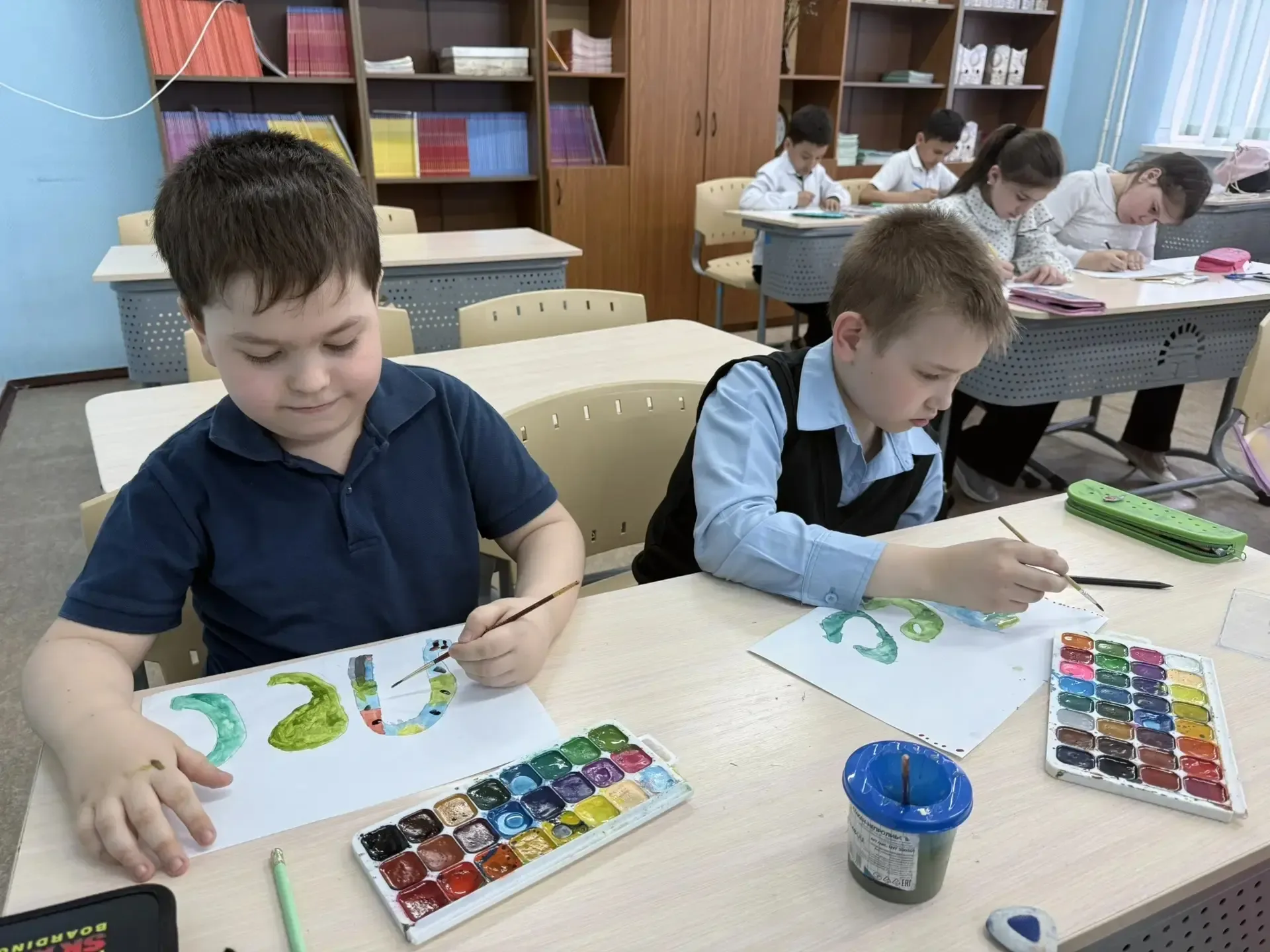 🖌Художественный мастер-класс «Буквица»   📅 22 мая для ребят начальных классов прошел художественный 
