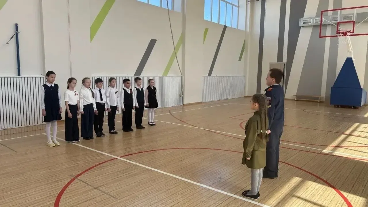 🇷🇺🇷🇺🇷🇺Смотр строя и песни, посвященный 81 годовщине Победы в Великой Отечественной войне Стартовал т