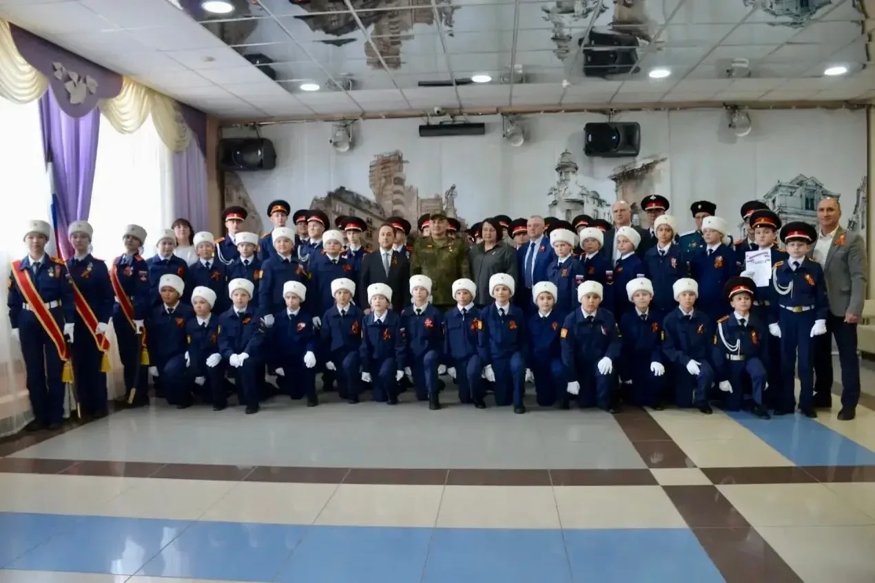 ️🇷🇺🇷🇺🇷🇺Торжественное посвящение в кадеты: новый этап для 5В класса! 5 мая состоялось важное и волную