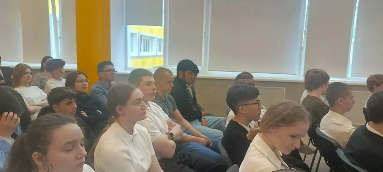 #РазговорБезГалстуков  📢 Разговор без галстуков  20 мая в школе состоялась встреча председателя Коми