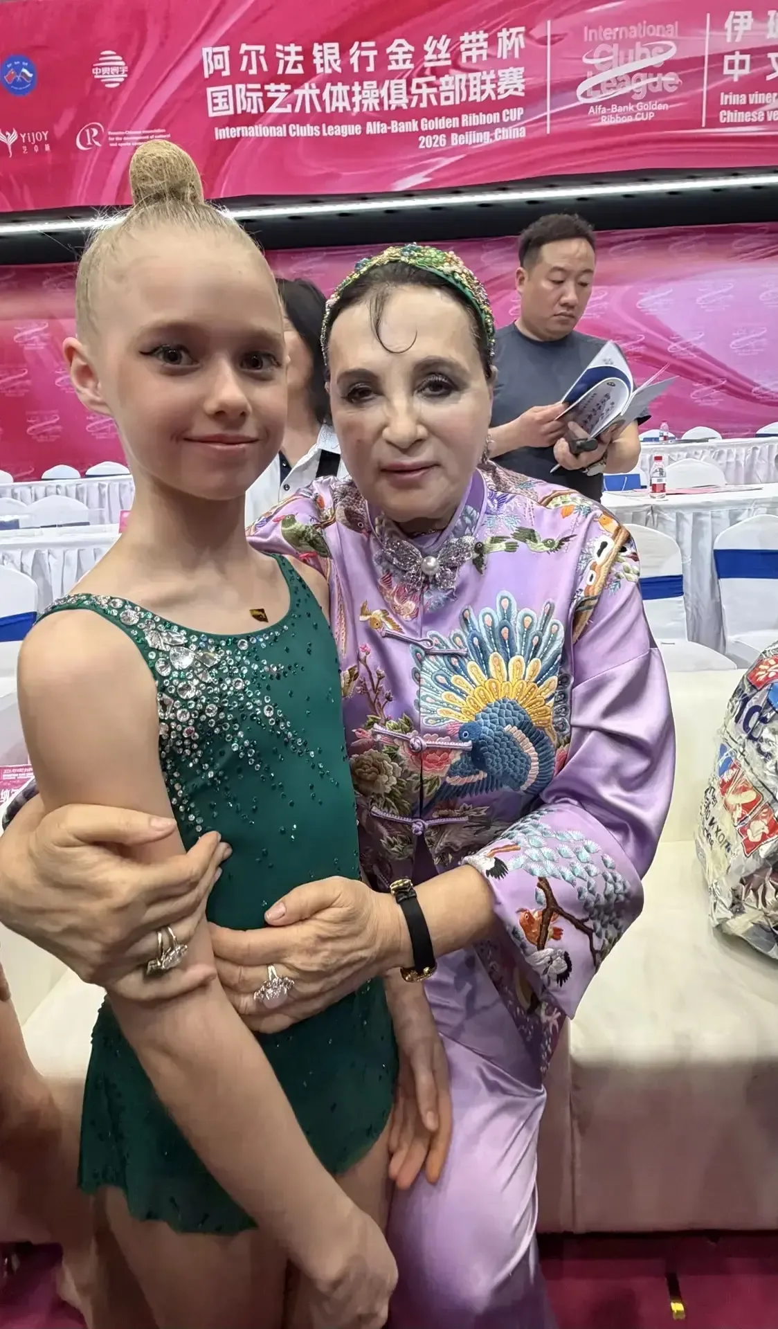 ✨С 14 по 17 мая в Пекине проходят международные соревнования по художественной гимнастике «GOLDEN RI