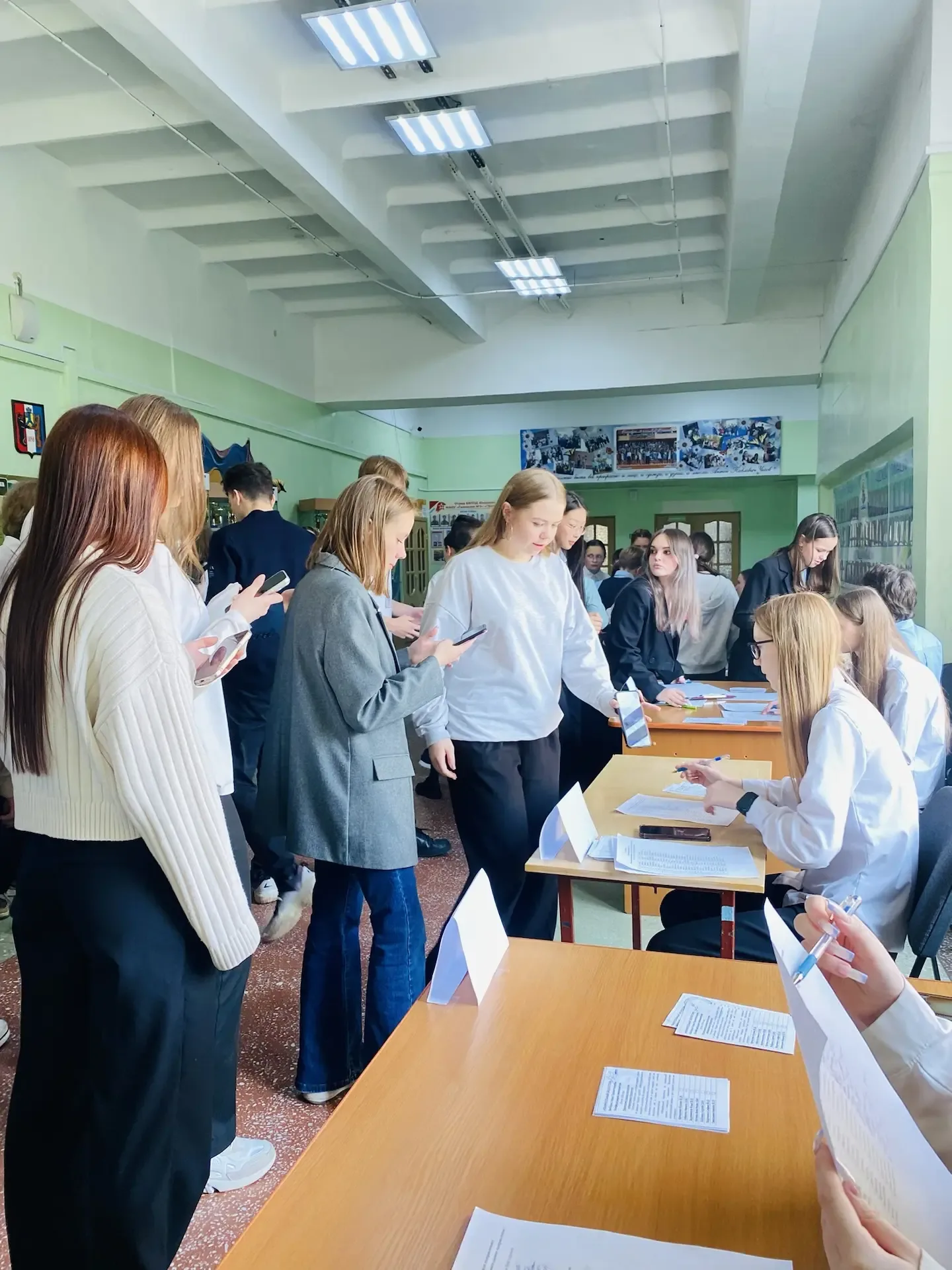 🗳️ Выборы в гимназии: интрига, борьба и новый Глава Правительства!  20 мая у нас в гимназии было по-