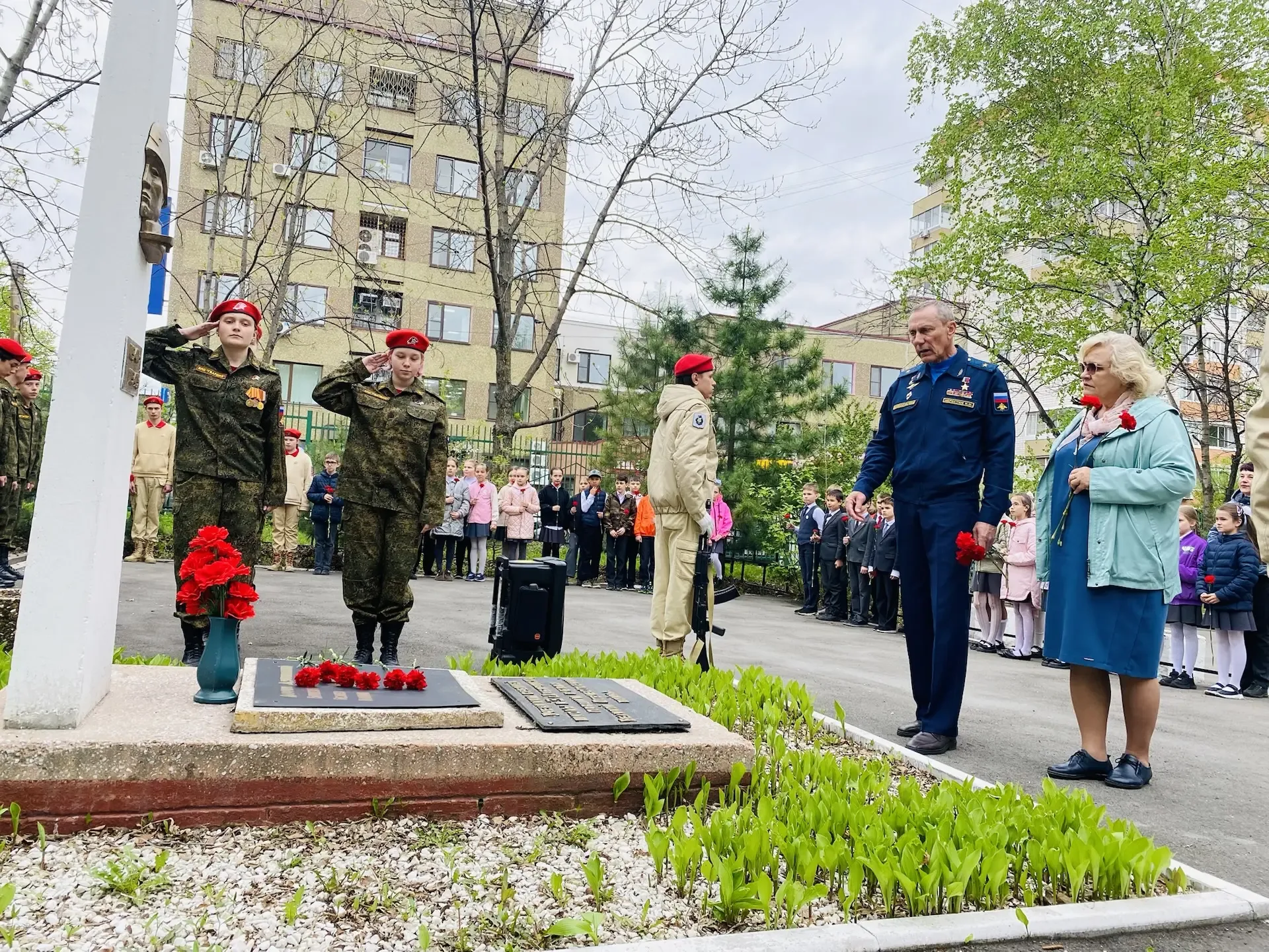 🌟ВРЕМЯ ГЕРОЕВ!🌟  Сегодня в стенах нашей гимназии стало по-особенному торжественно и тепло.  В рамках