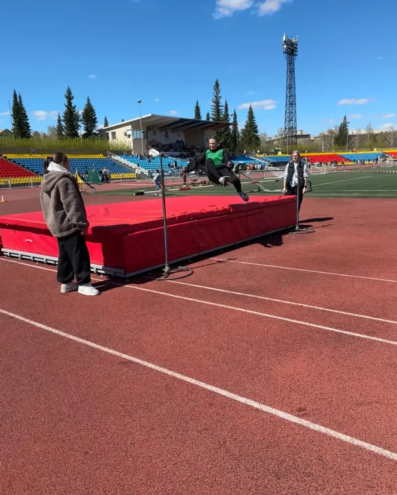 Весна- время проведения соревнований по лёгкой атлетике 🏃‍♀️🏃‍♂️🏃‍♀️🏃‍♂️ Ребята нашей школы приняли 