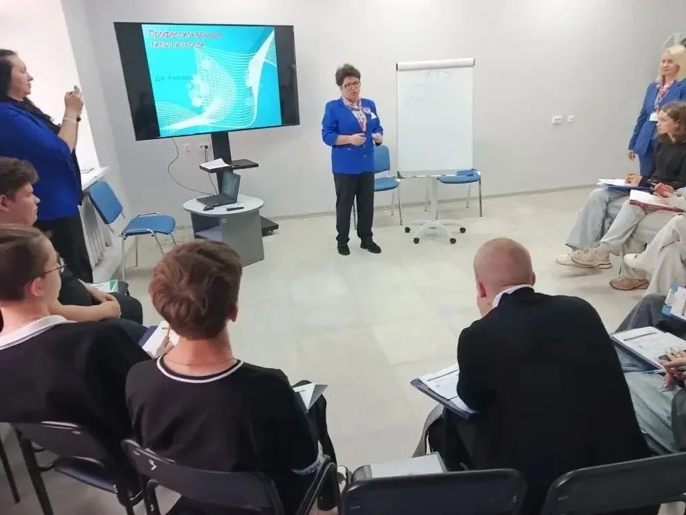 Кем ты станешь, когда вырастешь? 🧑‍🏫🧑‍🏭🧑‍🚒  13 мая наши девятиклассники побывали на необычной экскур