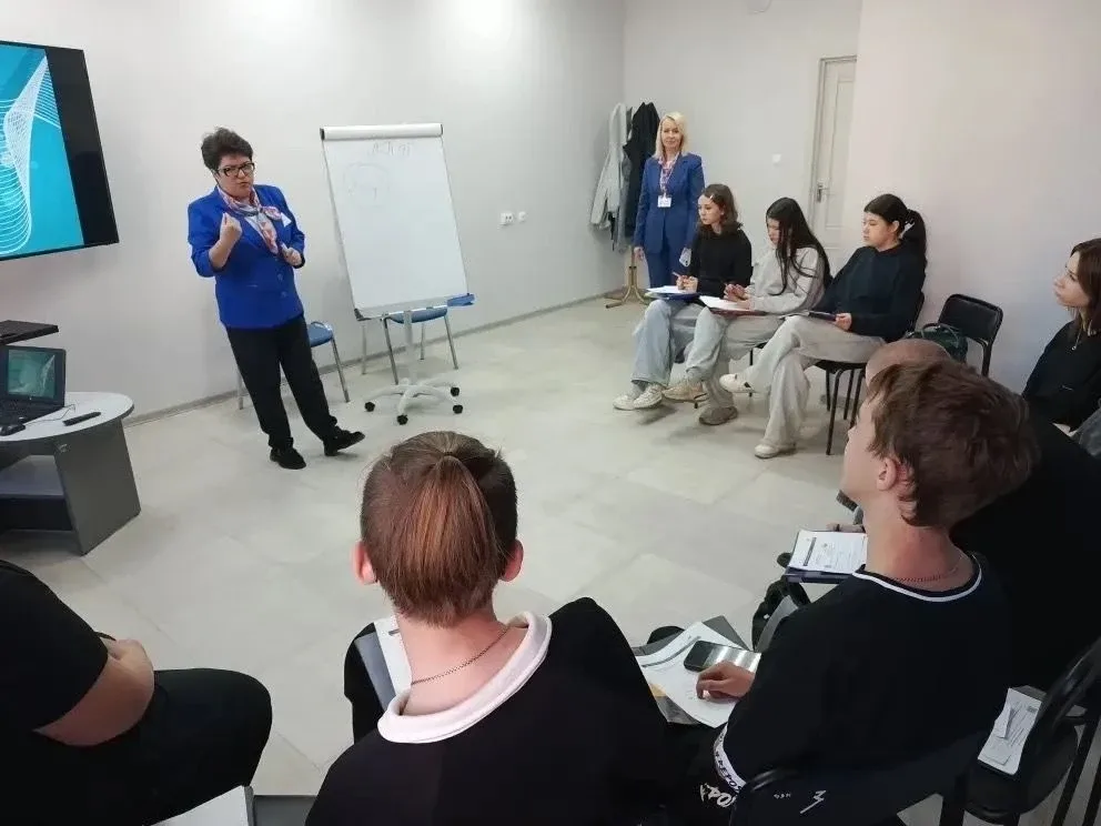Кем ты станешь, когда вырастешь? 🧑‍🏫🧑‍🏭🧑‍🚒  13 мая наши девятиклассники побывали на необычной экскур