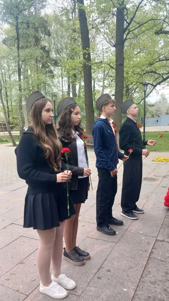 ⭐🇷🇺 МАРАФОН "НАСЛЕДНИКИ ПОБЕДЫ"   Учащиеся МАОУ "Школа 16" завершают «Вахту Памяти» 🔥 «Вахта Памяти»