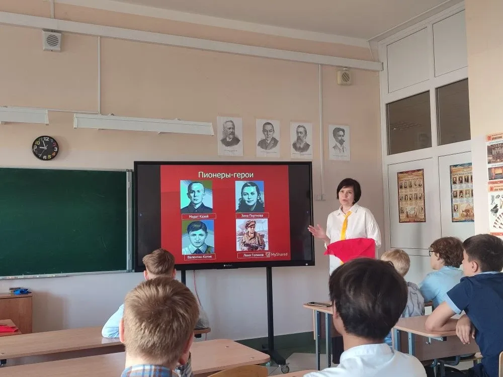 👧🏼🤝🧒19 мая в России отмечается День детских общественных организаций. Этот праздник – не просто дата
