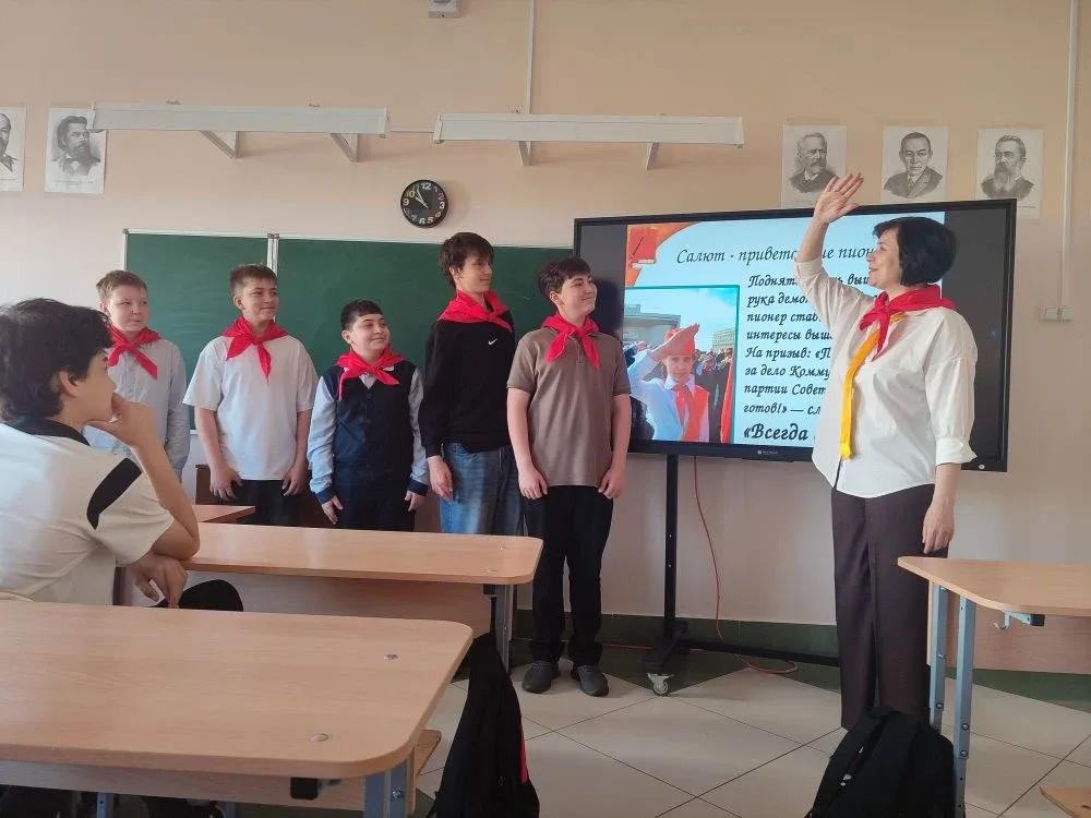 👧🏼🤝🧒19 мая в России отмечается День детских общественных организаций. Этот праздник – не просто дата