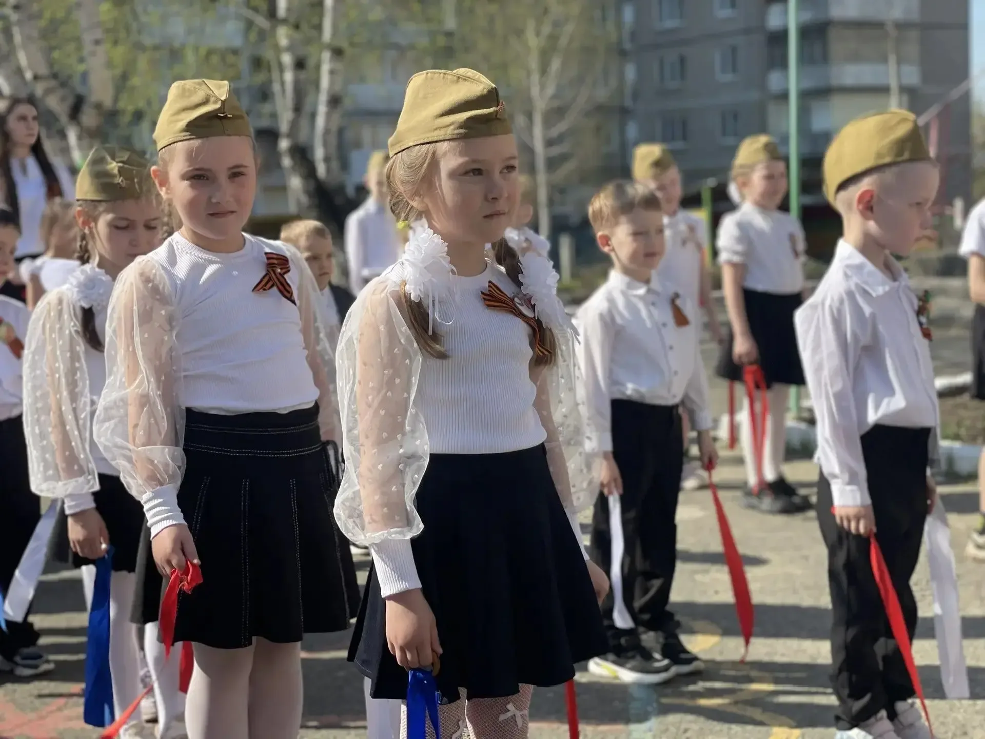 🇷🇺«И снова май, салют, Победа!»: эхо героического прошлого в сердцах малышей                        