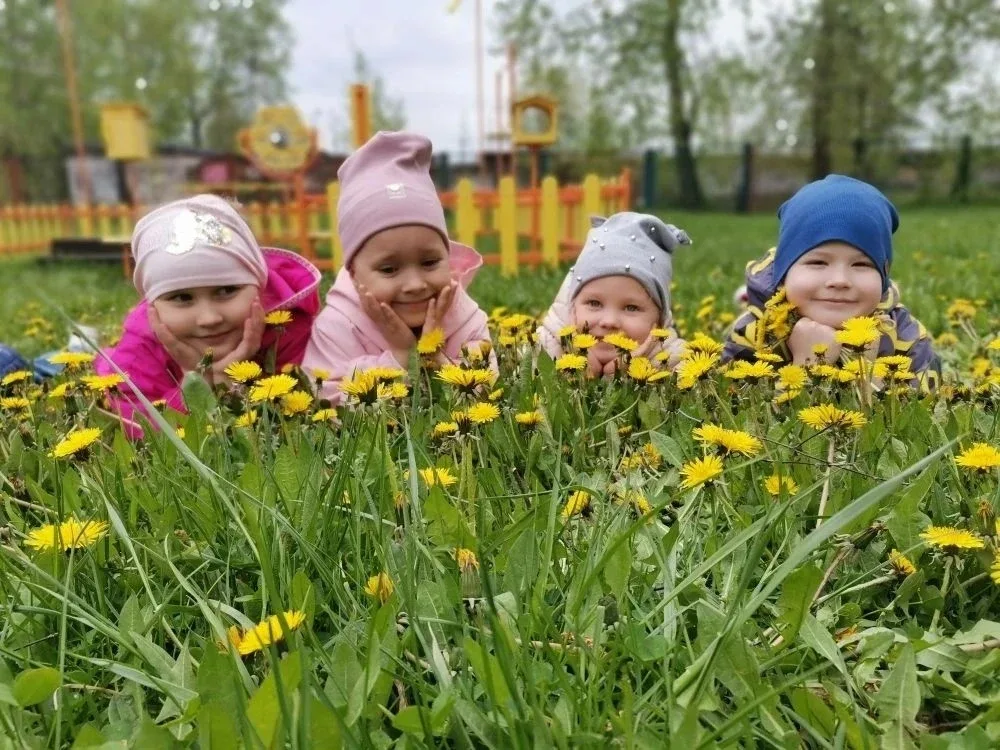 🐝🌸Майские деньки в "Детстве"  🌺В детских садах объединения "Детство" майские деньки наполнены солнеч